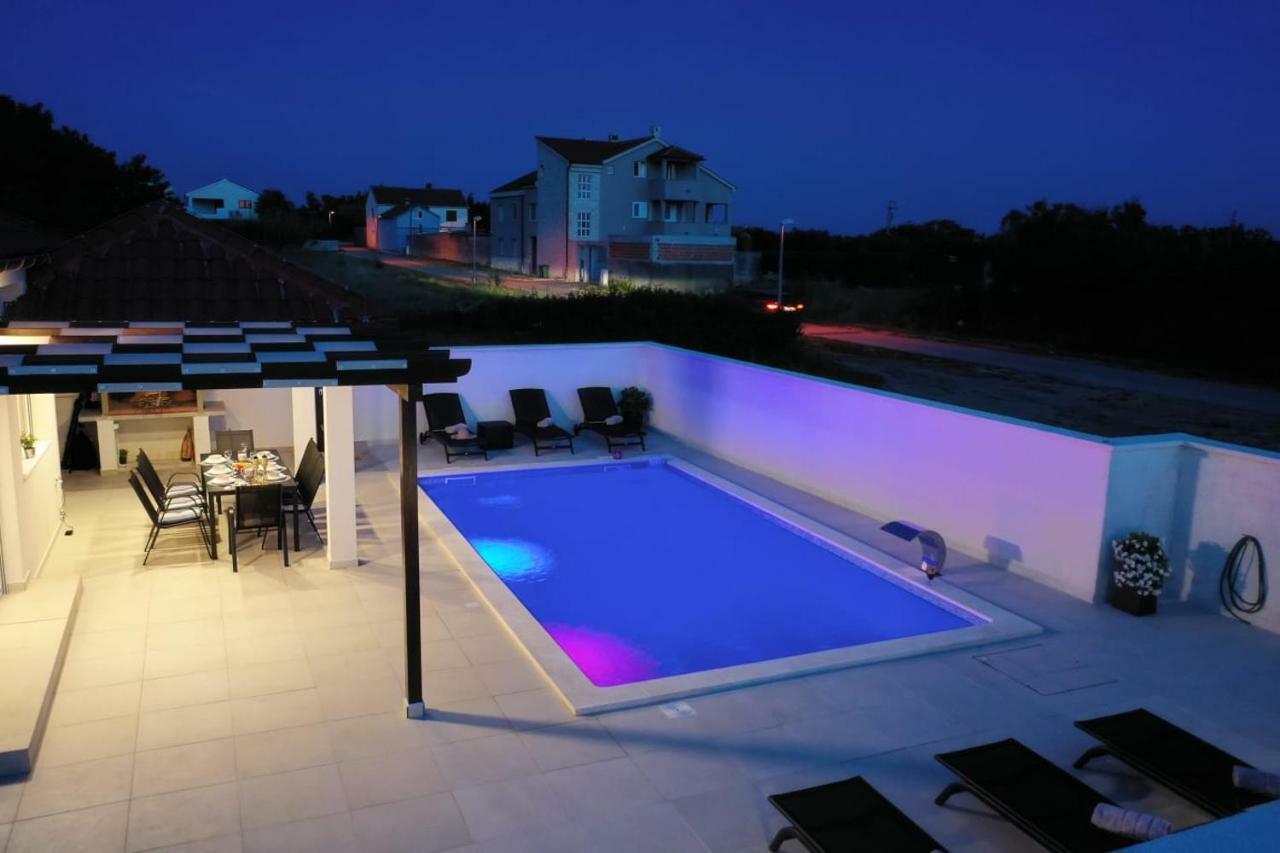 Villas Sabun - Modern House With Heated Pool Privlaka  Dış mekan fotoğraf